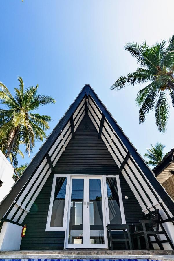 Sanctum Dive Bungalows With Private Pool Gili Trawangan Buitenkant foto
